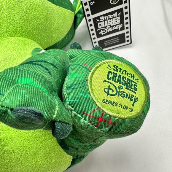 NWT Disney Stitch Crashes Peter Pan Tinkerbell Plush Limited 11 Of 12! - Picture 5 of 8